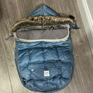 7AM enfant stroller sac size small 0-6 months GREAT CONDITION color blue/denim